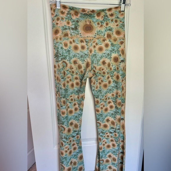 Teeki Sunflower Bells - Picture 4 of 6